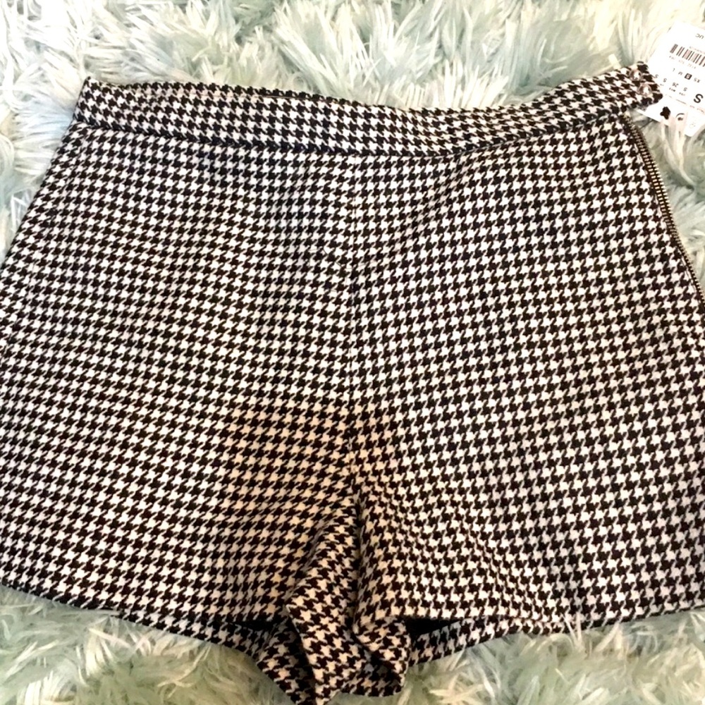 Zara Trafaluc gingham pattern shorts